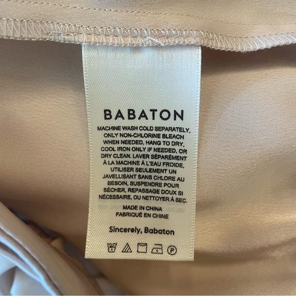 Aritzia Babaton Davis Blouse - Size S - Picture 8 of 10